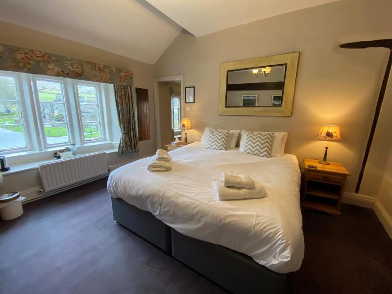 Character Double or Twin Room image 4