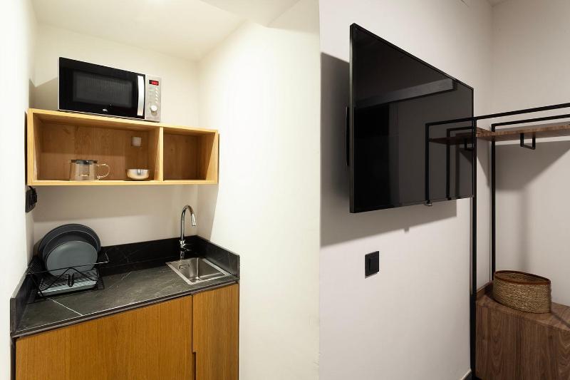 Standard Double Room image 2