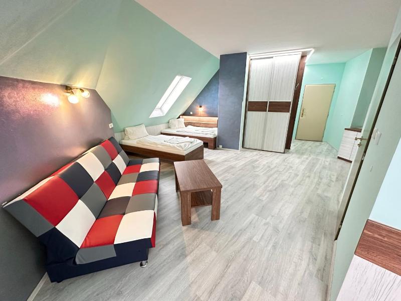 Triple Room image 4