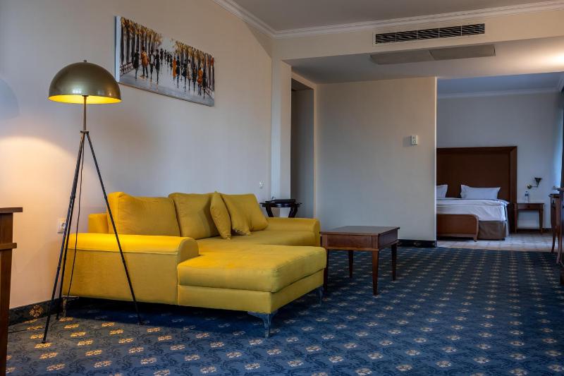 Suite with City View image 1