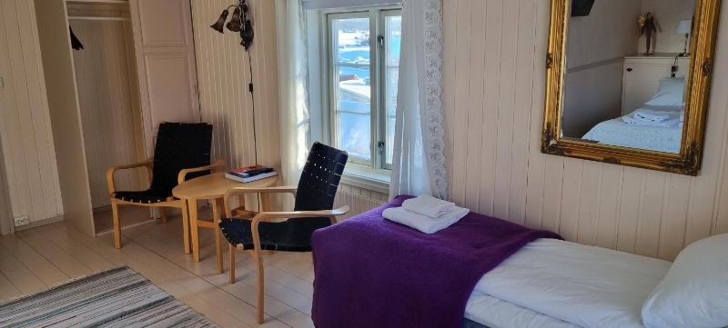 Superior Double Room image 3