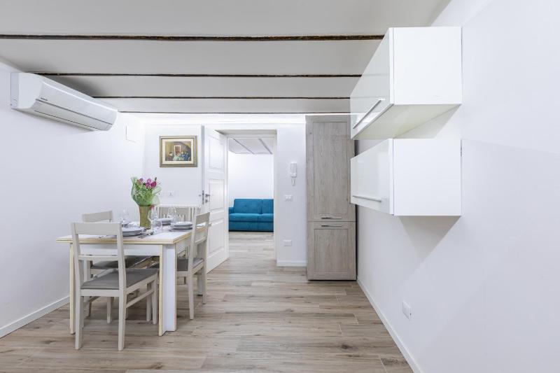 GuestHost - Palermo Modern and Central Apartment x6 - image 13