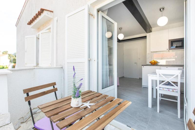 Brand new apartments Viktorija just 250m from the beach! - image 50