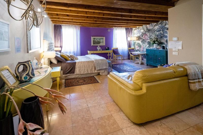Mazzini Suite - image 11