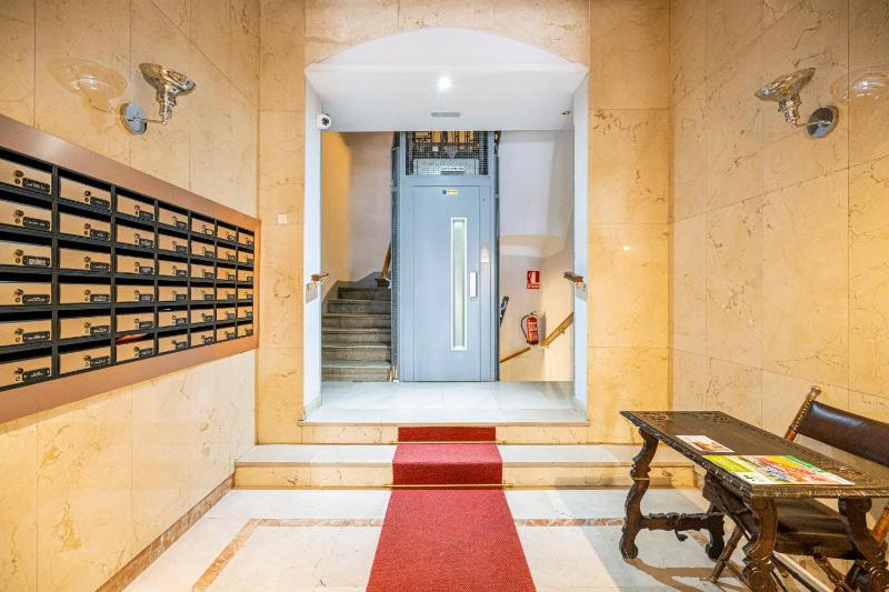 For You Rentals COZY APARTMENT TEMPORAL IN BARRIO SALAMANCA JOG48 - image 11