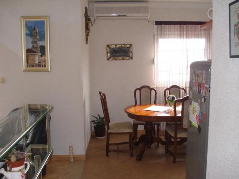 Apartment in Dugi Rat with sea view balcony air conditioning WiFi 5113-3 - image 16