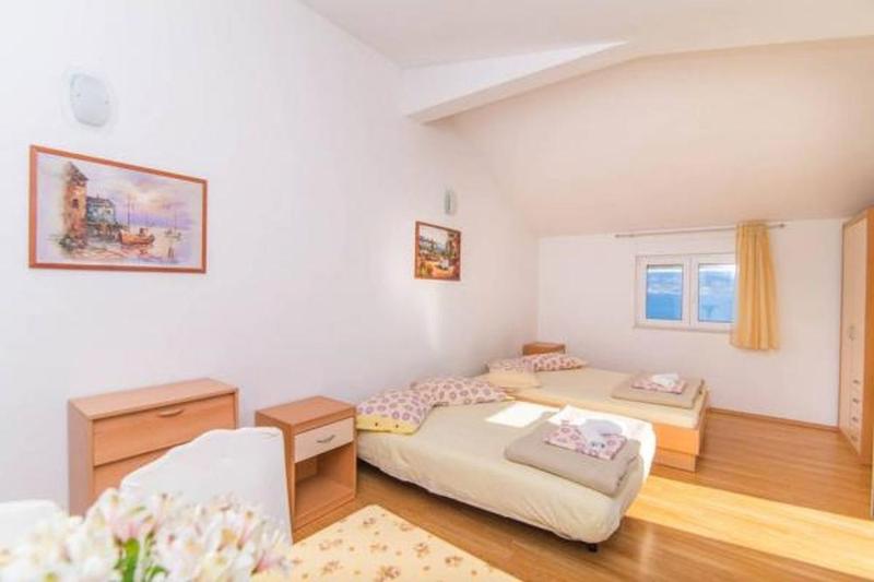 Studio Apartment in Dugi Rat with Sea View Terrace Air Conditioning WiFi 5113-1 - image 8