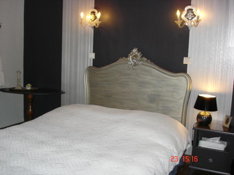 Double Room image 1