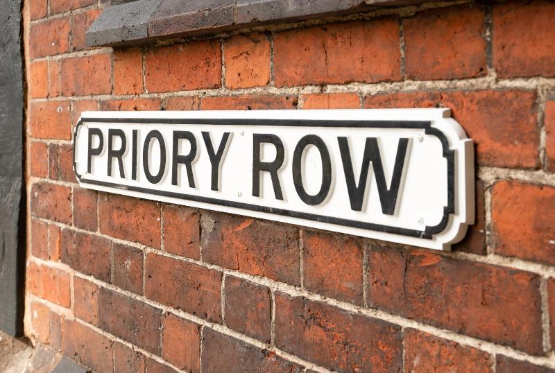 Priory Row Cottages - image 18
