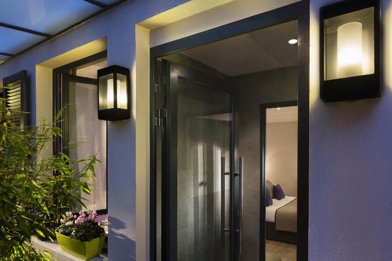 Privilege Double Room image 2