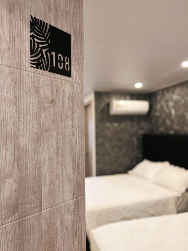 Oasis Hotel - image 6