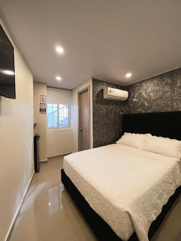 Oasis Hotel - image 15