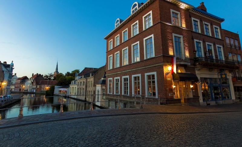 Canalview Hotel Ter Reien - image 1