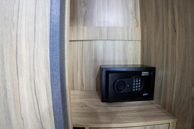 Grand View Premium - image 2