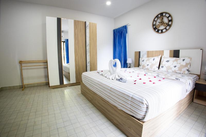 Grand View Premium - image 15