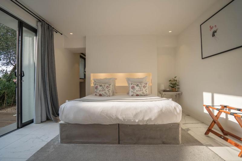 Prestige Double Room image 2