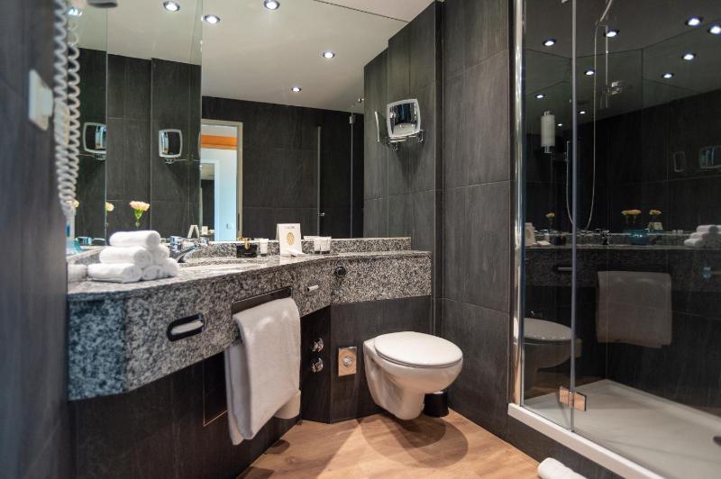King Suite image 2