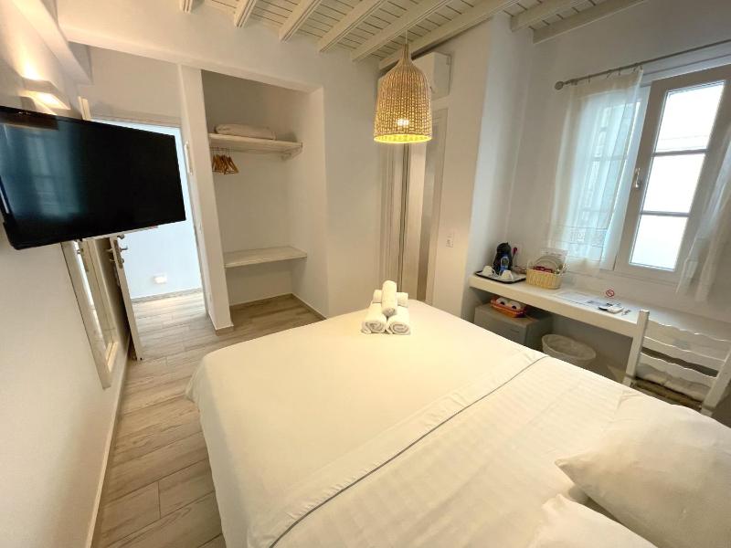 Double Room upper floor image 1