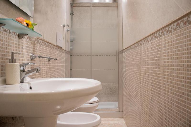 Apartment - Split Level image 2