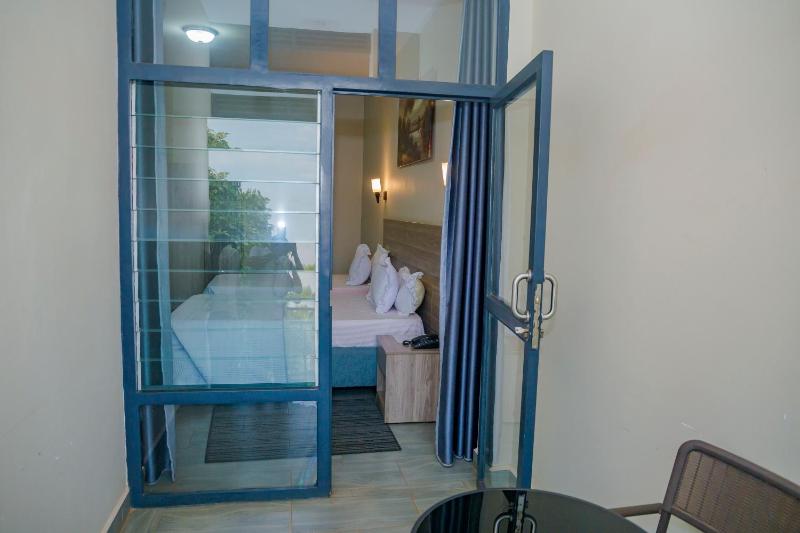 Baobab Hotel LTD - image 4