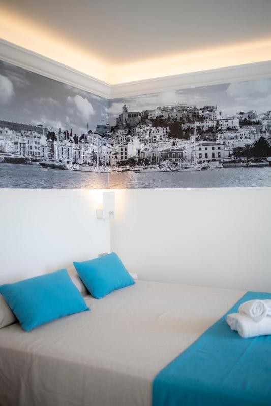 Studio Apartment (1-2 Adults) image 4