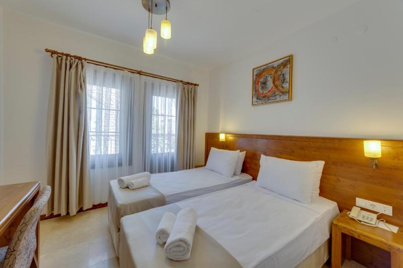 Budget Double or Twin Room image 4