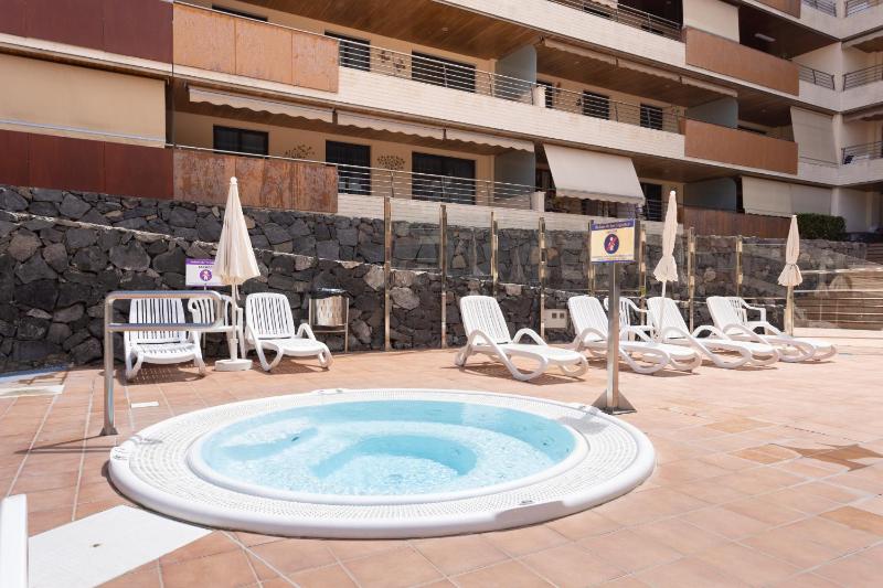 Balcon de los Gigantes with pool view - image 13