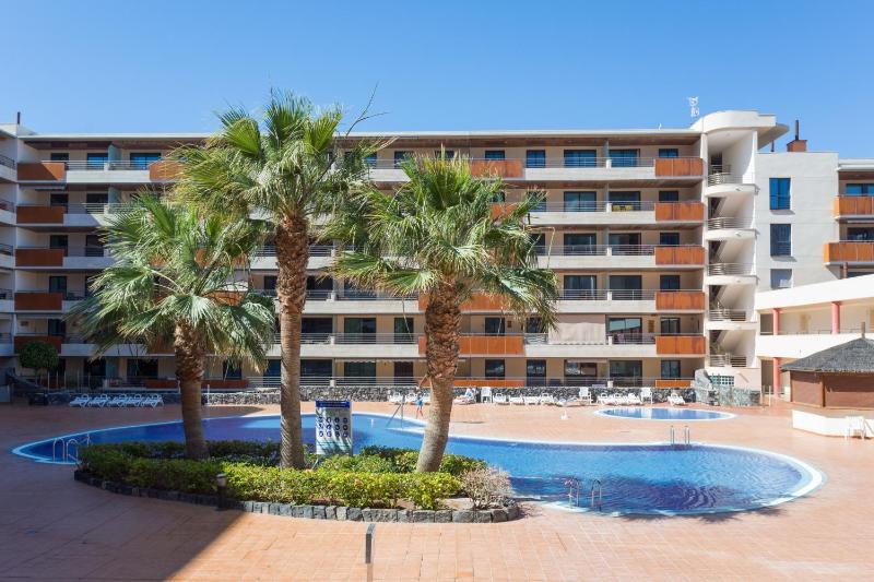 Balcon de los Gigantes with pool view - image 16