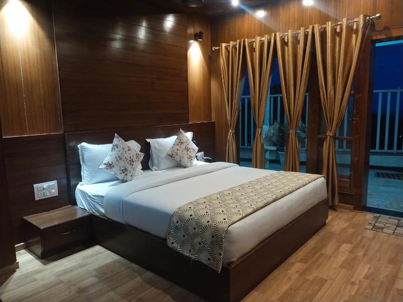 Shivalaya Resort - image 8