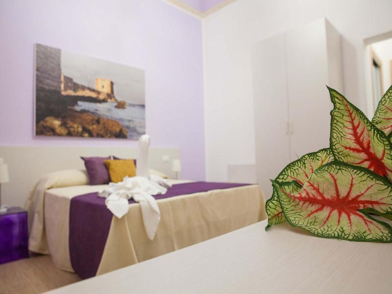 Deluxe Double Room image 4