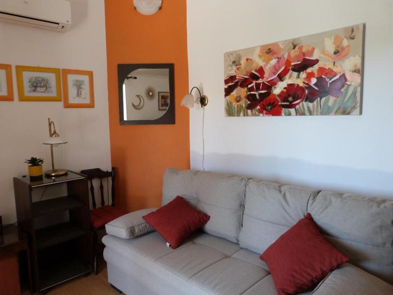 Two-Bedroom Apartment with Sea View image 3