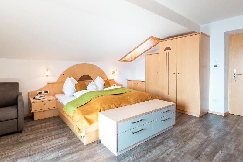 Studio Apartment image 4