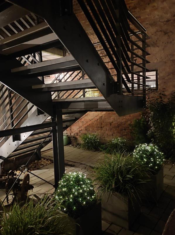 Large Double Room image 1