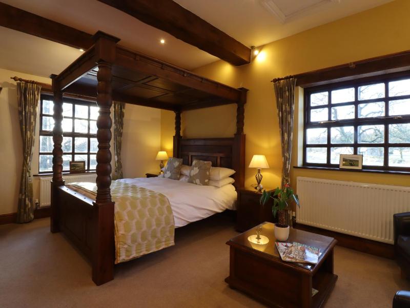 Luxury Double Room image 1
