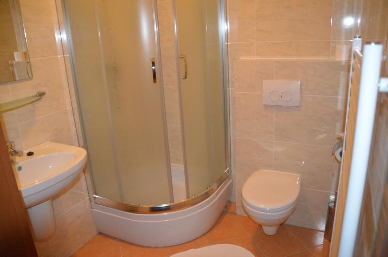 Standard Double or Twin Room image 3