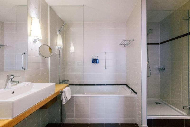 Junior Suite image 3