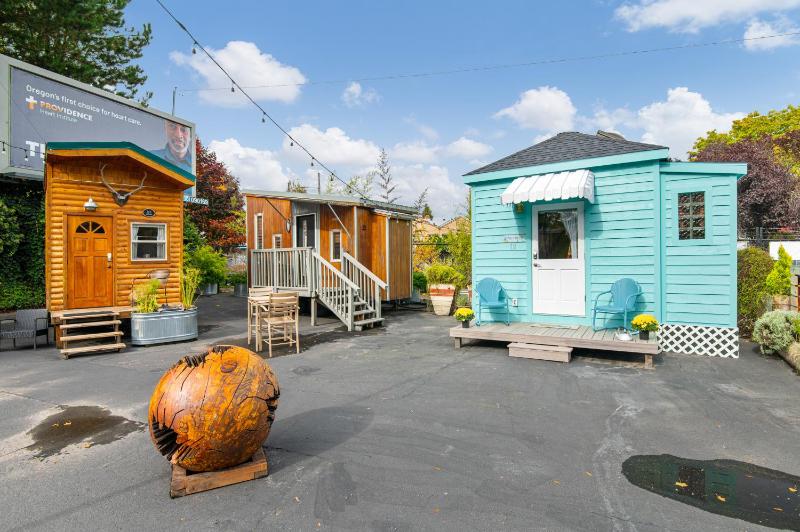 Tiny Digs - Hotel of Tiny Houses - image 9