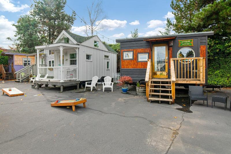 Tiny Digs - Hotel of Tiny Houses - image 12