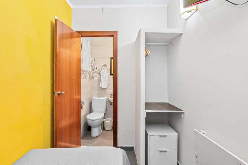 Economy Single Room image 1