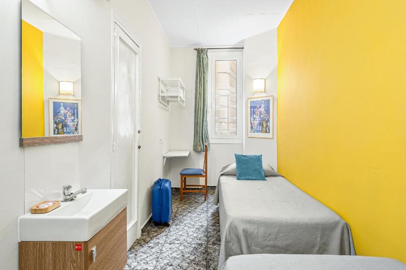 Hostal Santa Ana - image 7