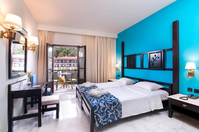 Standard Double Room image 1