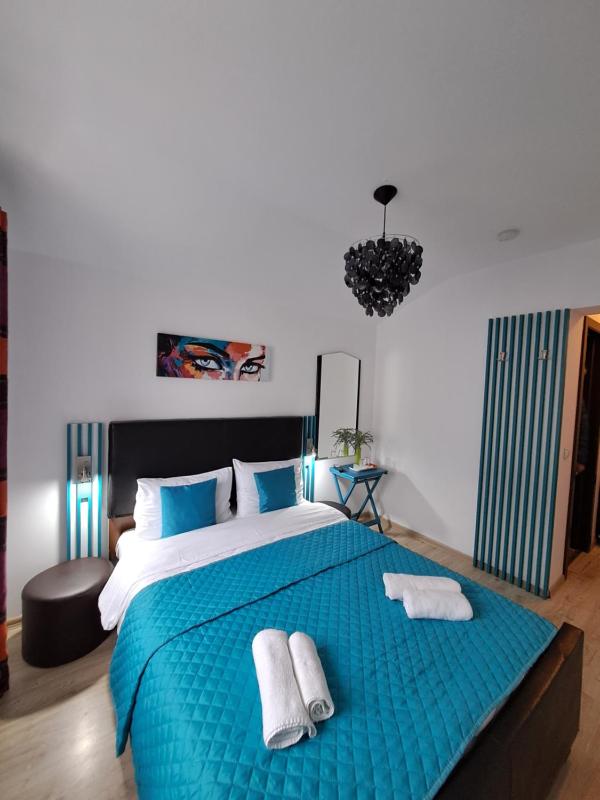 Double Room with Garden View image 4