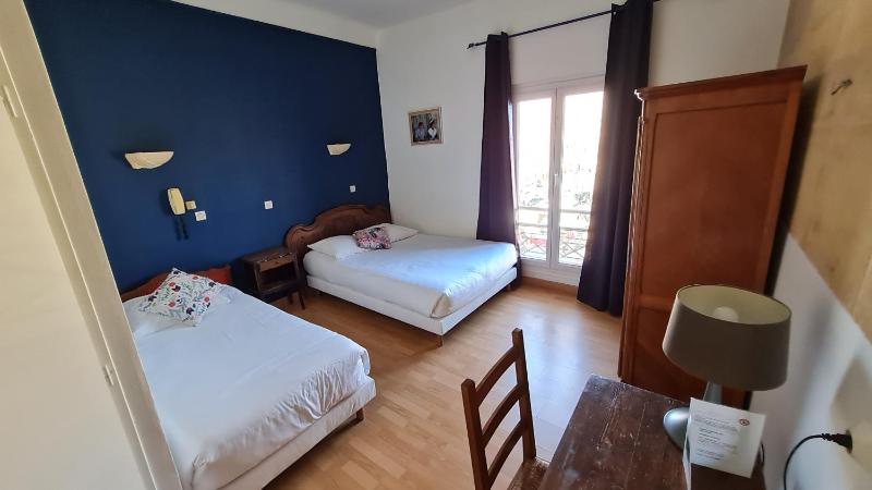 Quadruple Room image 1