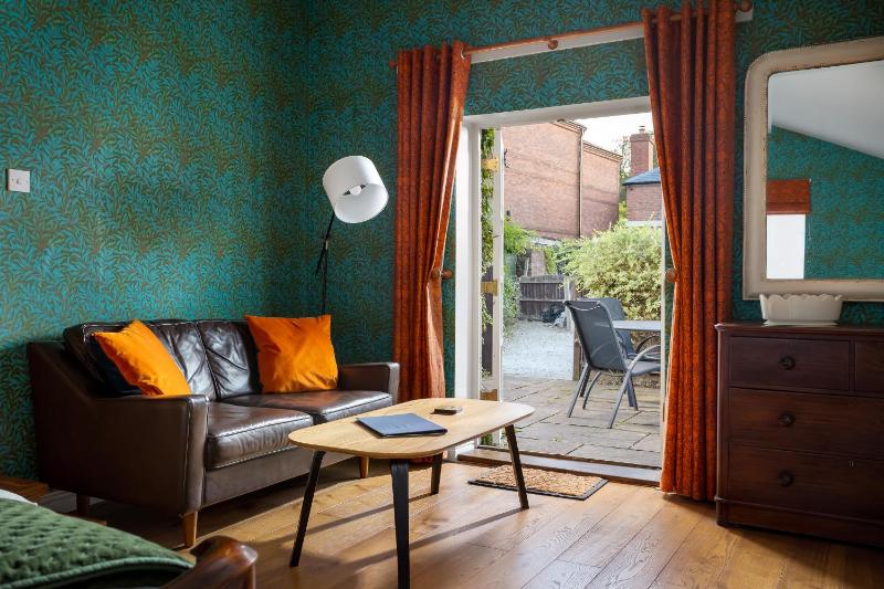 Terrace Room image 1