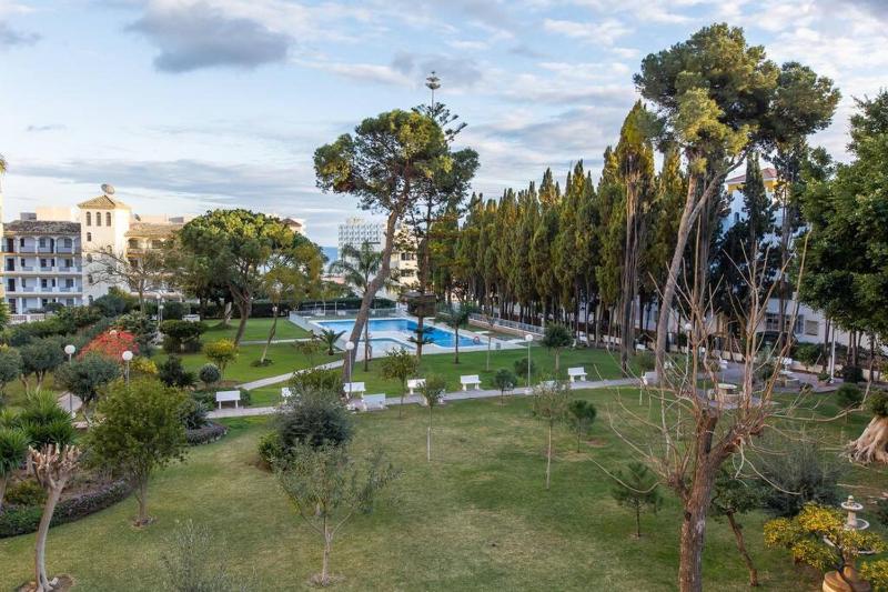 Enjoy La Carihuela Beach at 4 Min.Terrace & Pool. - image 13