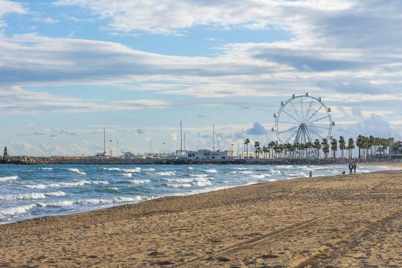 Enjoy La Carihuela Beach at 4 Min.Terrace & Pool. - image 6