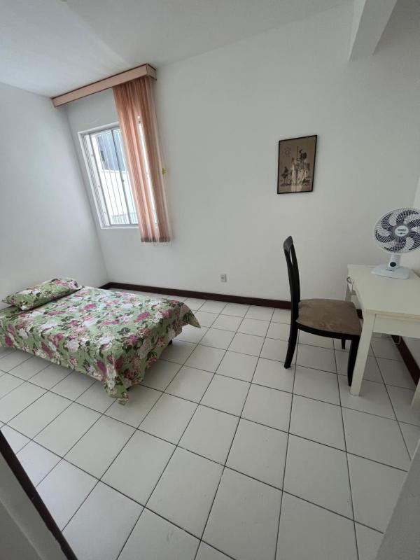 Apartamento 5min da praia no Rio Vermelho - image 4
