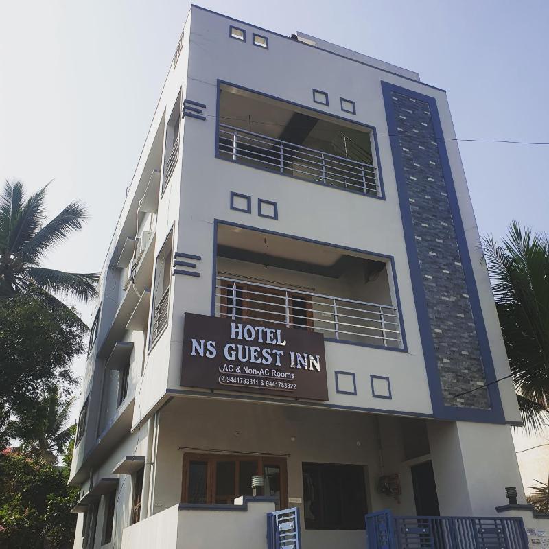 Hotel Ns Guest Inn - image 1