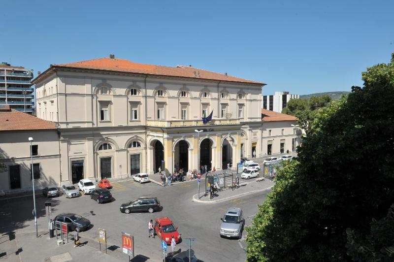 Hotel Astor - image 6