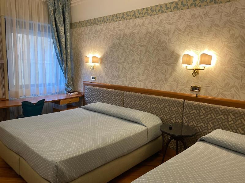 Triple Room image 2
